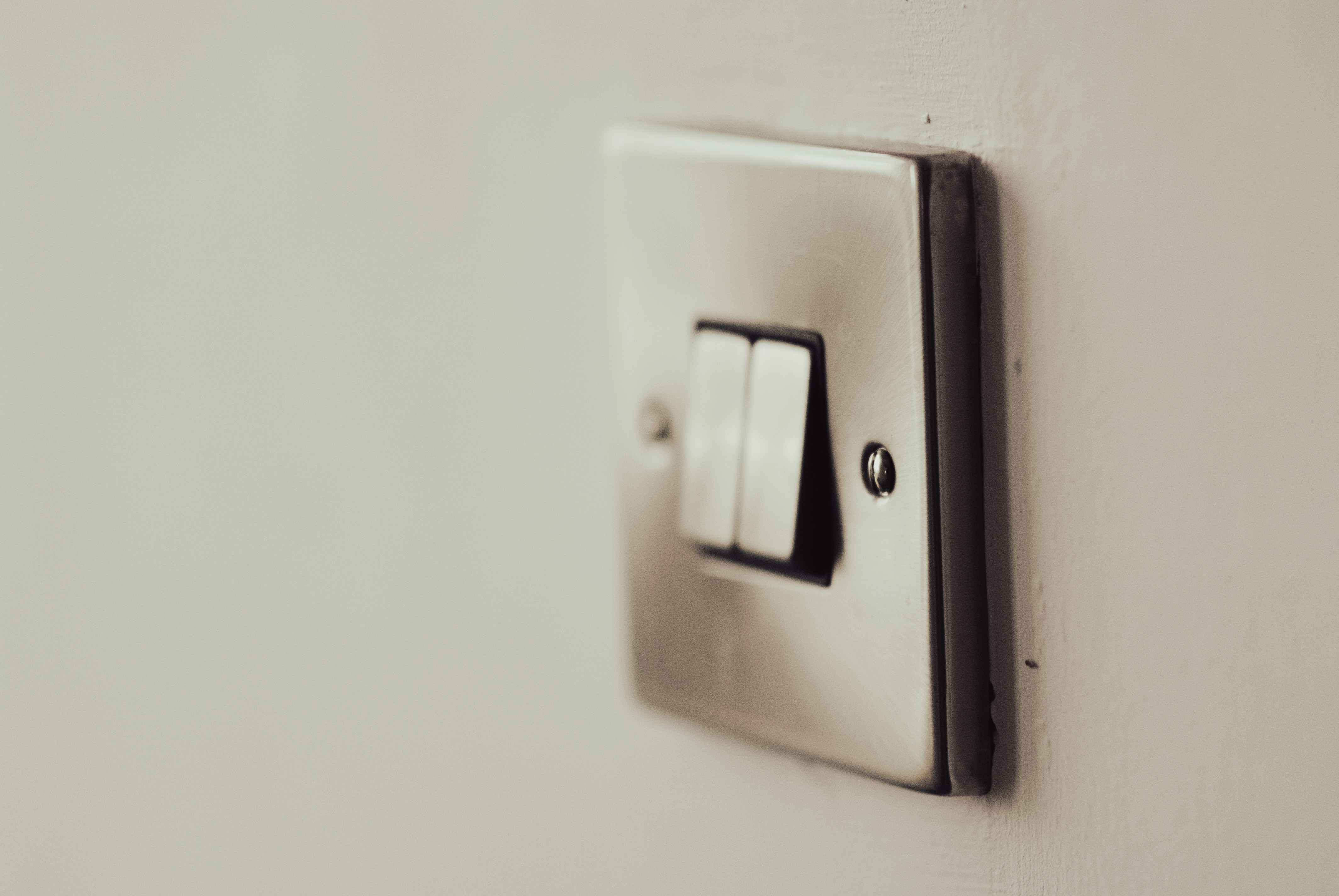 Elszíneződött elektromos konnektor